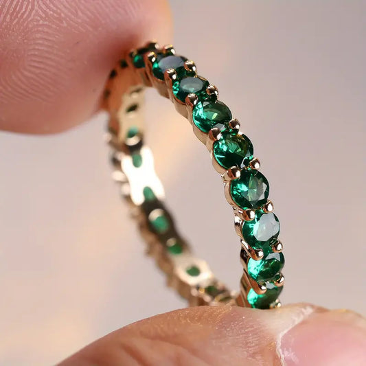 Gold Smaragd Eternity Ring