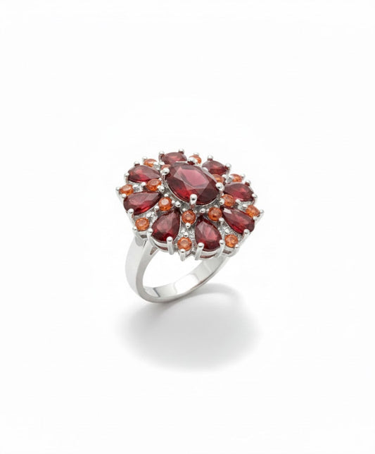Scarlet Petal Ring | Gold