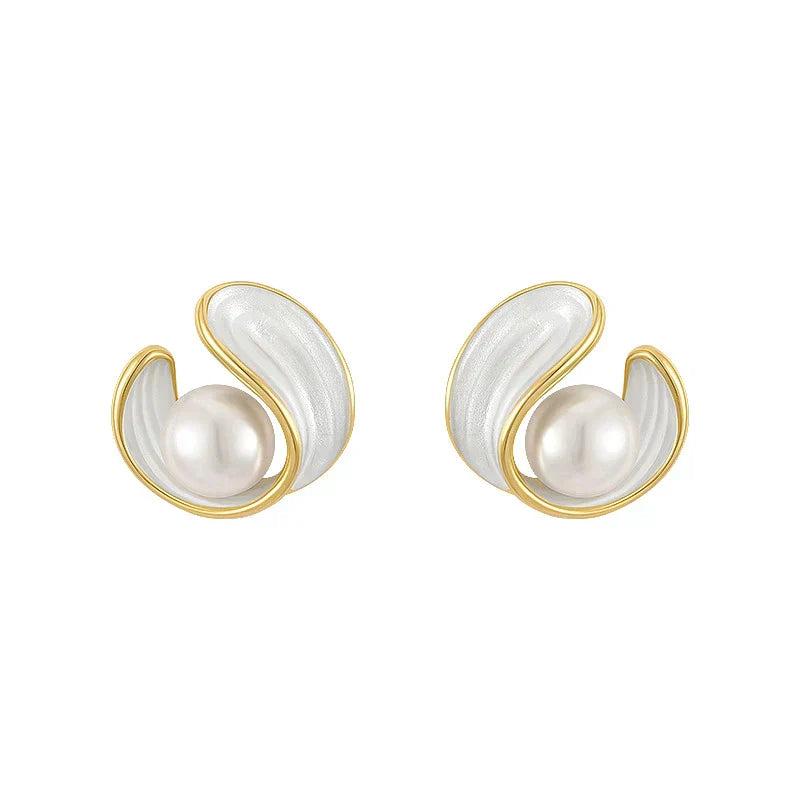 Gold Swirl Perle Ohrstecker