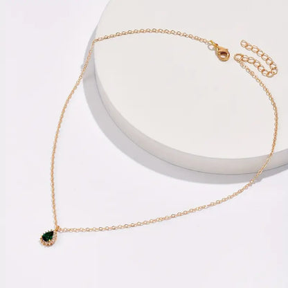 Gold Smaragd Teardrop Halskette