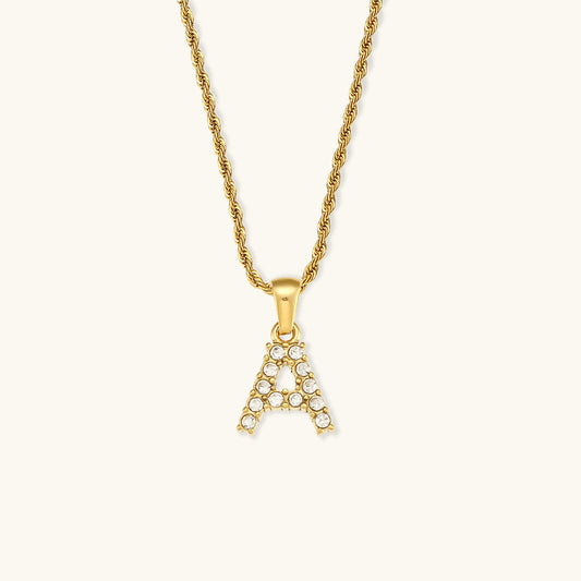 Maeve Letter Initial Diamant Halskette