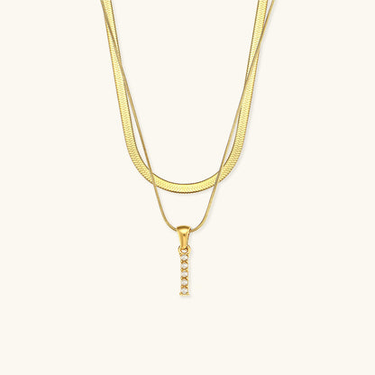 Fiona Layered Gold Initial Letter Halskette