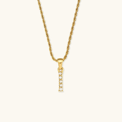 Maeve Letter Initial Diamant Halskette