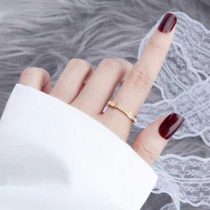 Gabrielle Diamant Simulant Gold Ring