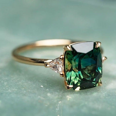 Gold Smaragd Solitaire Ring