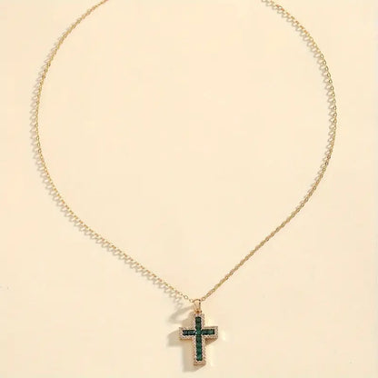 Solene Smaragd Cross Pendant Halskette | Gold