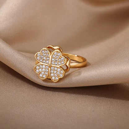 Clover Ring